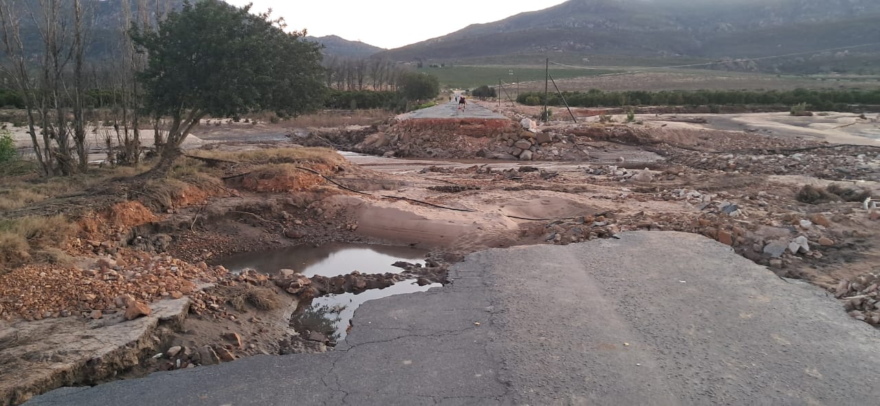 Update on MR310 (R303) and other routes to Citrusdal | Western