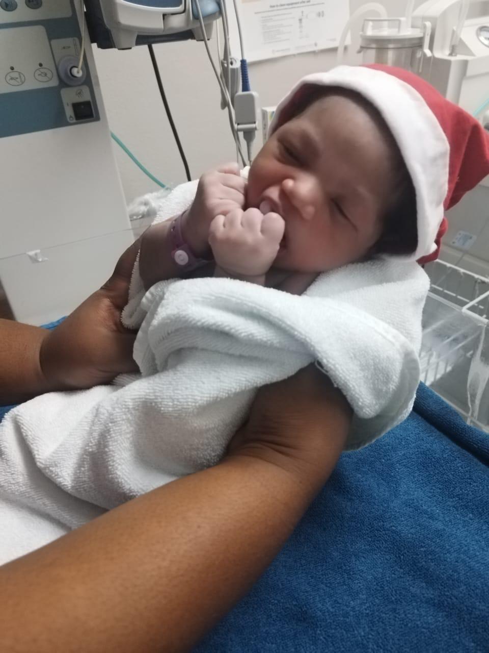 Delft MOU welcomed their first baby for Christmas Day, a little boy, born at 03:38, to mom Jamie Lee Manuel.