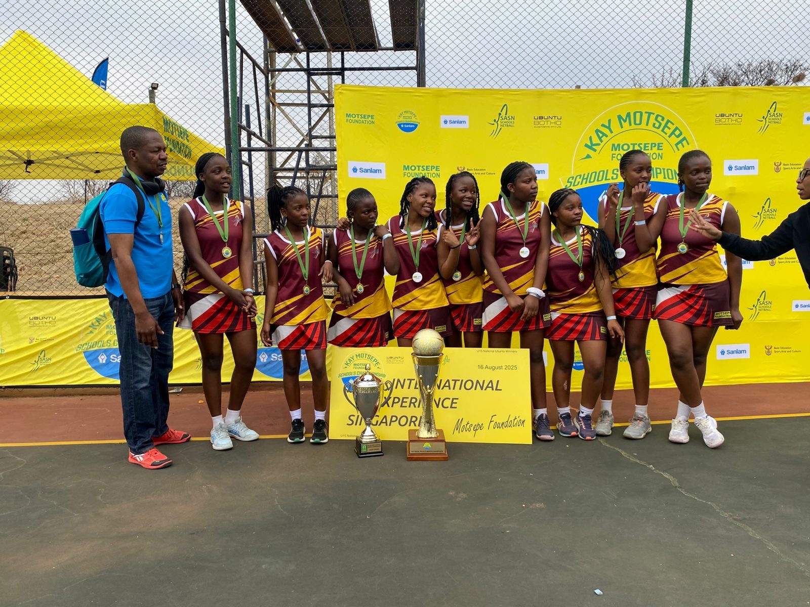 manzomthombo-secondary-crowned-national-netball-champions2.jpg