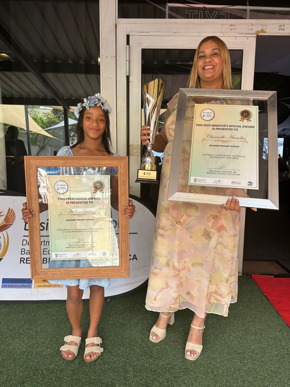 Learner’s heartfelt tribute earns teacher top honour at National Teaching Awards