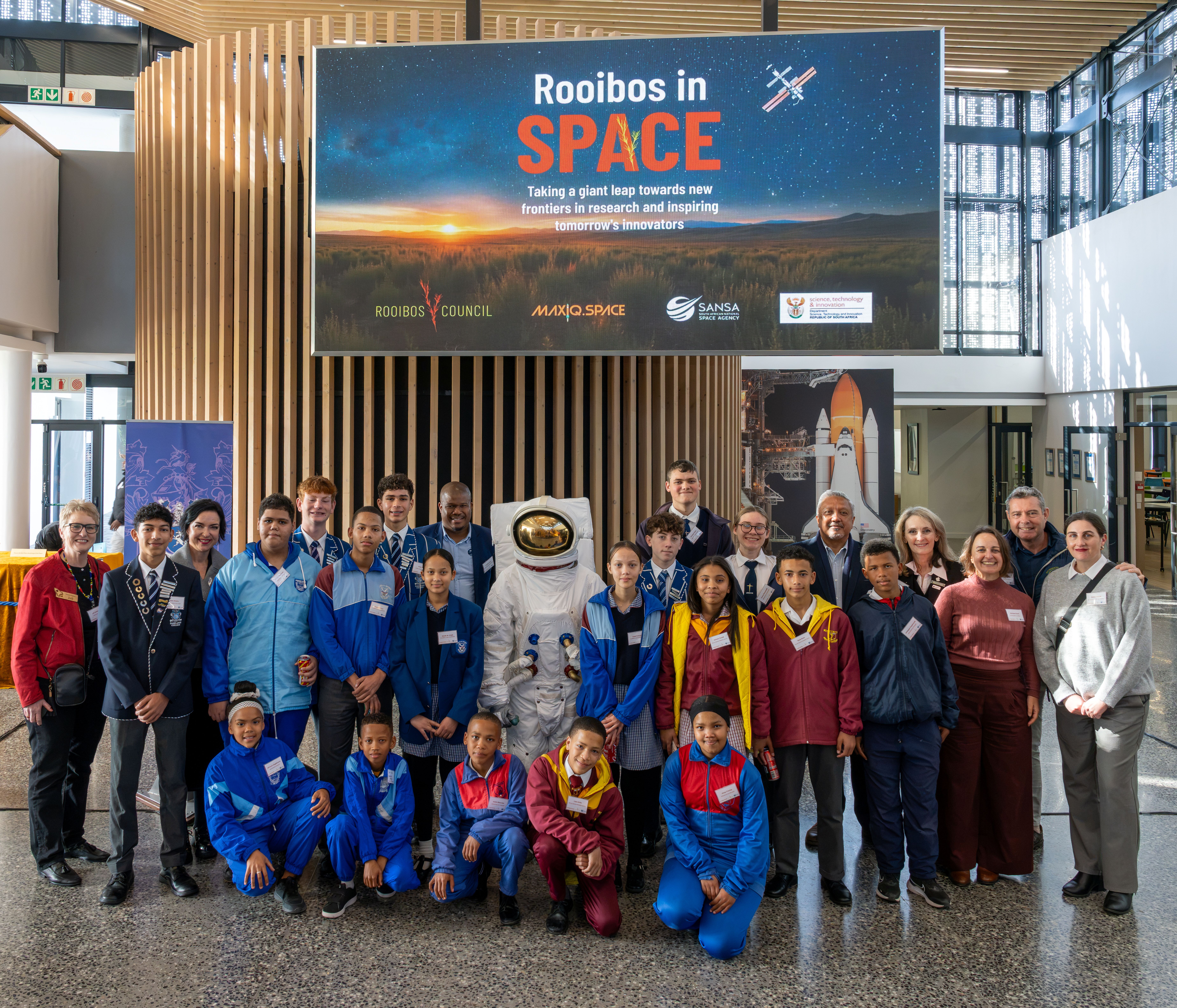 learners-join-rooibos-space-research-project.jpg
