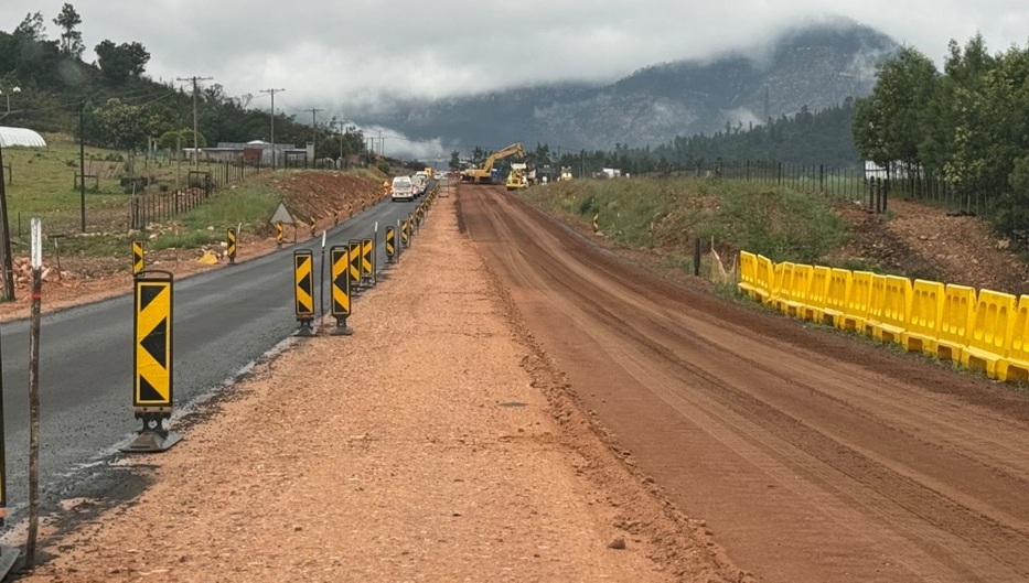 Construction of permanent works at km 22