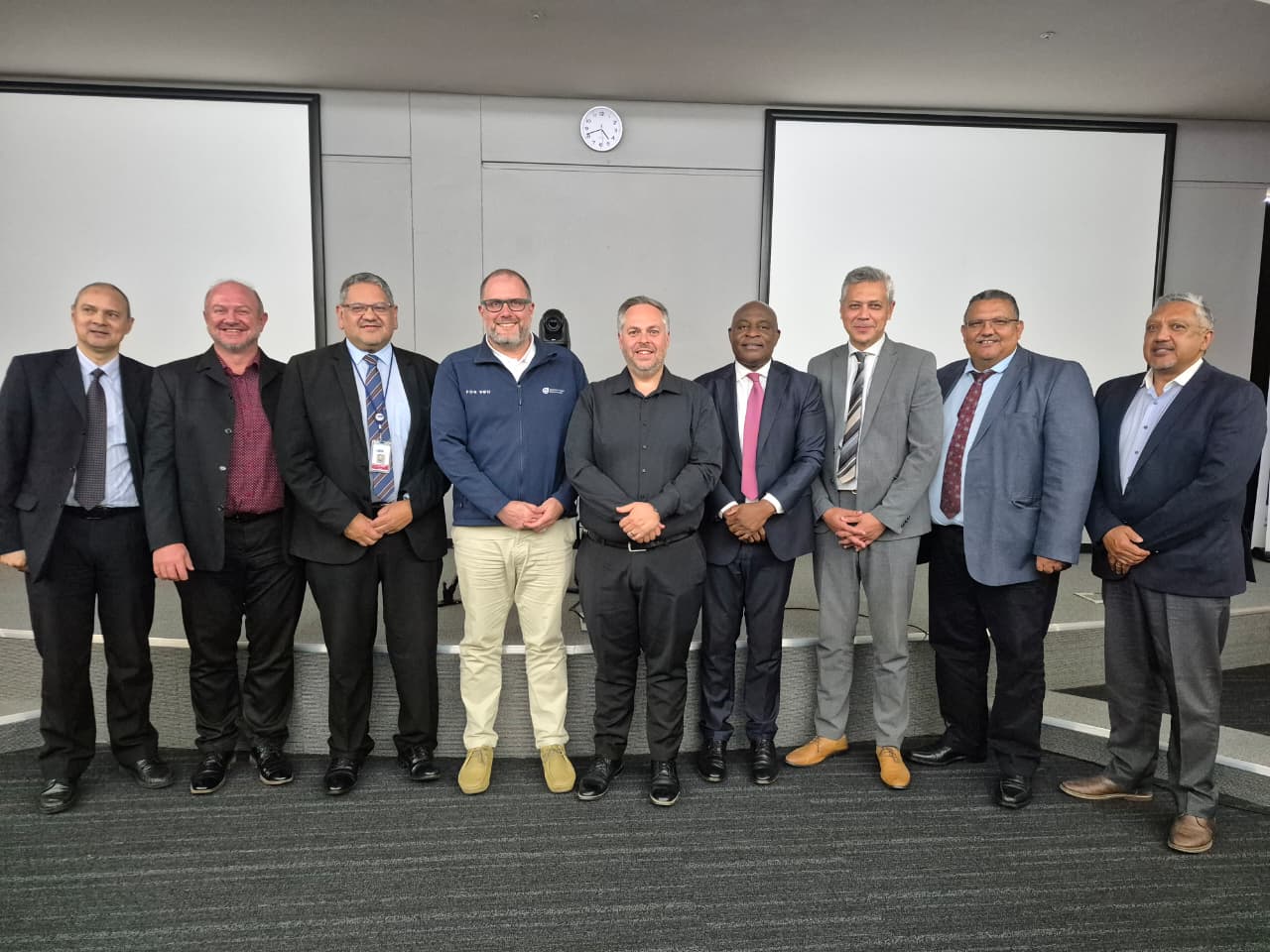 wced-looks-to-home-affairs-digital-transformation-as-model-for-improved-service-delivery1.jpeg