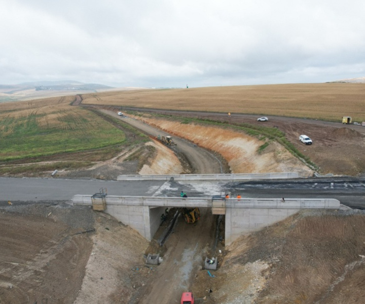 Bridge B6115 underpass