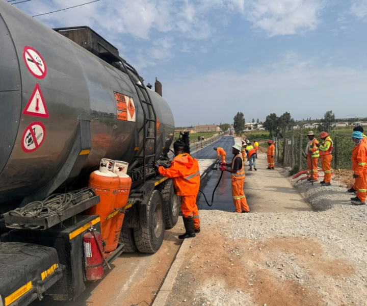 Half-width construction on Vredendal Bridge 2