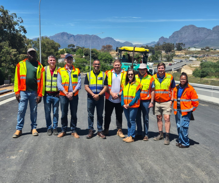 Min Simmers with the project team on the MR191 road-over rail bridge
