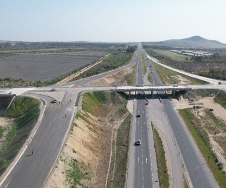 Van Schoorsdrift interchange Bridge B6113
