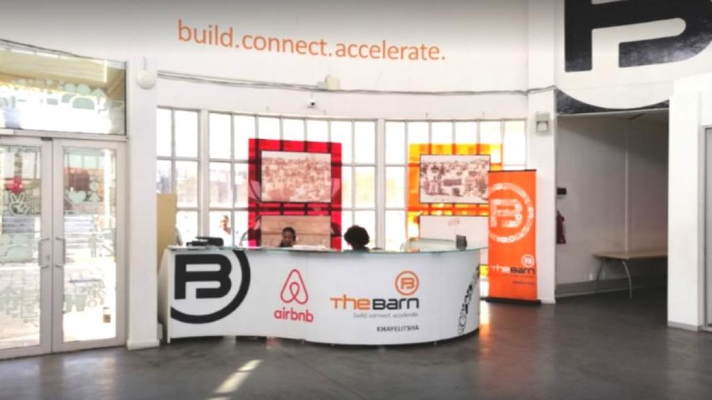 Khayelitsha Bandwidth Barn2