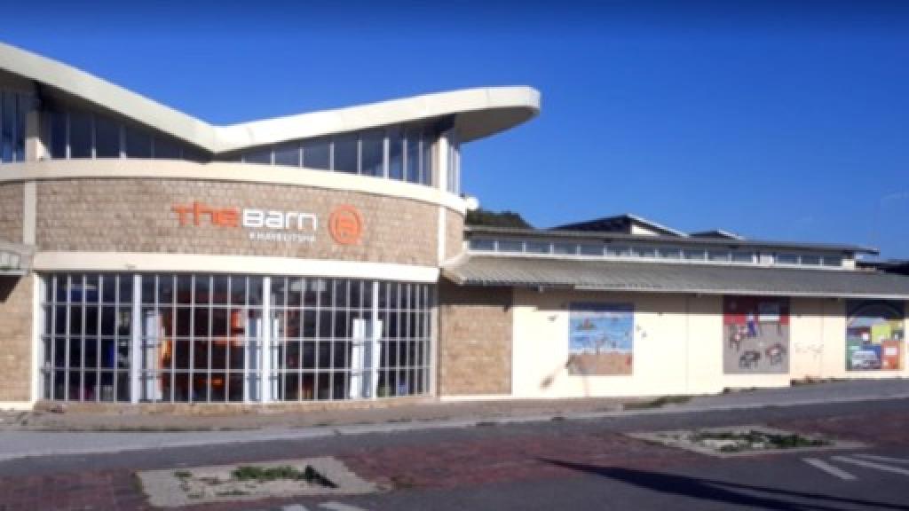 Khayelitsha Bandwidth Barn5