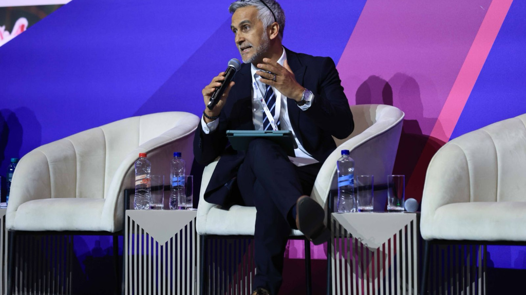 Dr. Rashid Toefy - Deputy Director General: Economic Operations Department of Economic Development and Tourism 