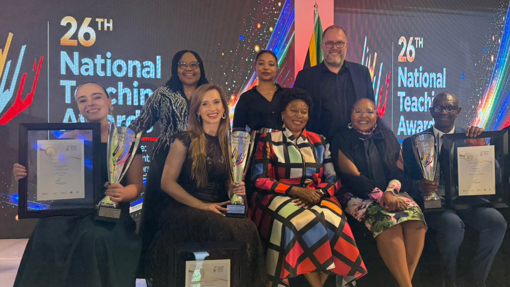 WC winners, Minister Siviwe Gwarube, Deputy Minister Reginah Mhaule & Provincial Minister Londt