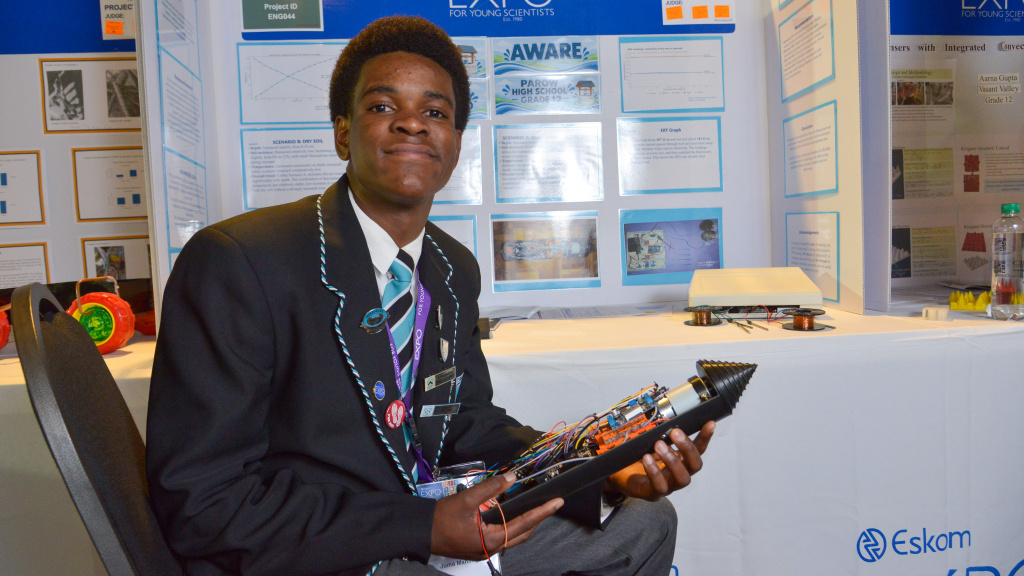 western-cape-young-scientists-make-their-mark-at-eskom-expo-international-science-fair-2.jpg