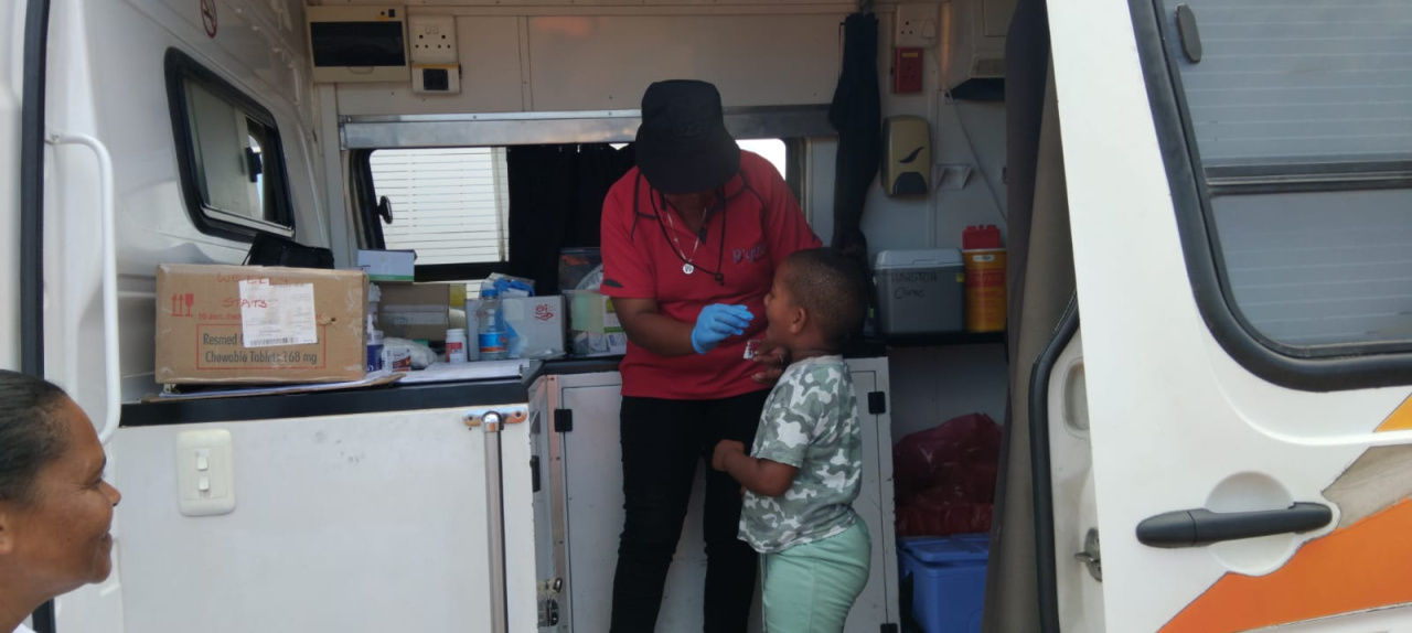 An immunisation outreach at Middelpos, Diazville, in the Saldanha Bay subdistrict.