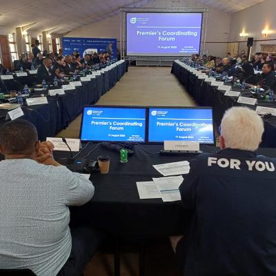 Premier chairs PCF in Swellendam