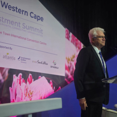 Premier Winde delivering opening address at inaugural Western Cape Investment Summit