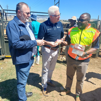 Minister Bredell, Premier Winde and Head of the Western Cape Agriculture