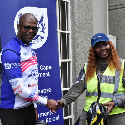 minister-sileku-with-fundi-tonisi