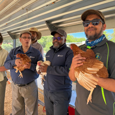 Minister Meyer visits chicken production unit in Prince Albert